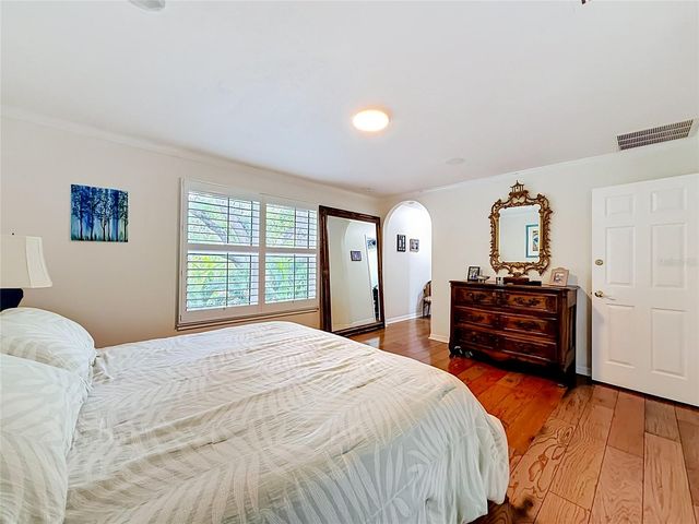 4616 W INGRAHAM STREET, Tampa, FL 33616