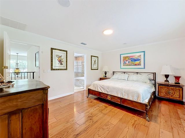 4616 W INGRAHAM STREET, Tampa, FL 33616