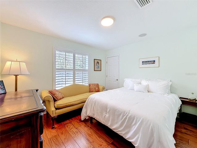 4616 W INGRAHAM STREET, Tampa, FL 33616