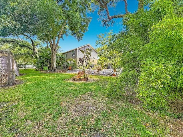 4616 W INGRAHAM STREET, Tampa, FL 33616