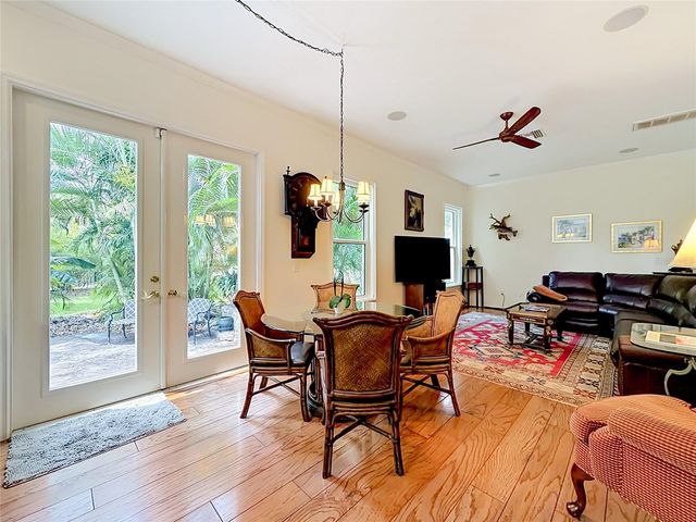 4616 W INGRAHAM STREET, Tampa, FL 33616