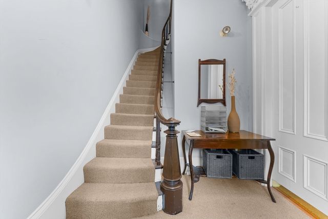 570 Massachusetts Ave 5, Boston, MA 02118