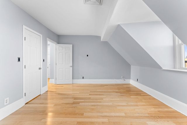 570 Massachusetts Ave 5, Boston, MA 02118