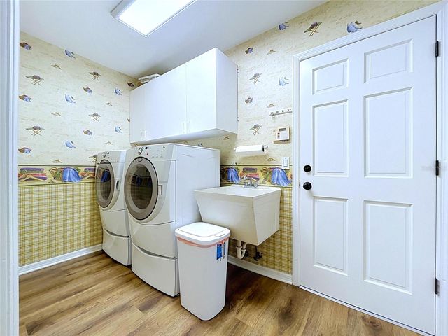 1711 MAGDALENE MANOR DRIVE, Tampa, FL 33613