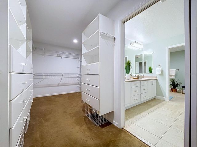 1711 MAGDALENE MANOR DRIVE, Tampa, FL 33613