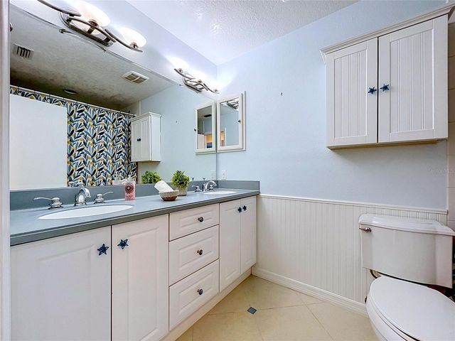 1711 MAGDALENE MANOR DRIVE, Tampa, FL 33613