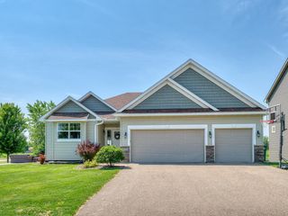 6024 158th Street W, Apple Valley, MN 55124