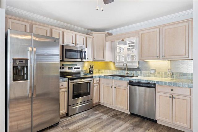 1330 Miracle Strip Parkway 212, Fort Walton Beach, FL 32548