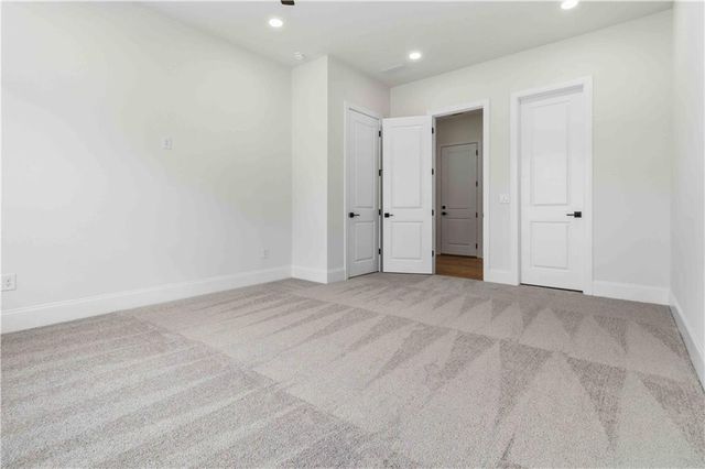 6016 Canal Street, Woodstock, GA 30188