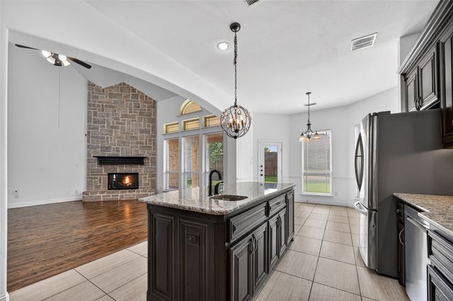 1009 Spinks Court, Flower Mound, TX 75028