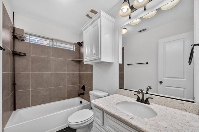 1009 Spinks Court, Flower Mound, TX 75028