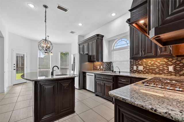 1009 Spinks Court, Flower Mound, TX 75028