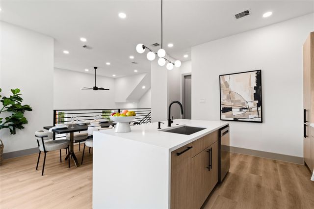 2944 Pitzlin Street, Houston, TX 77023