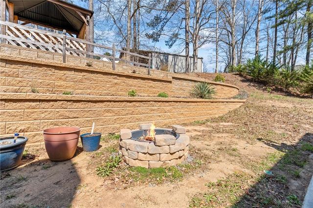 25 Shetland Court, Dallas, GA 30132