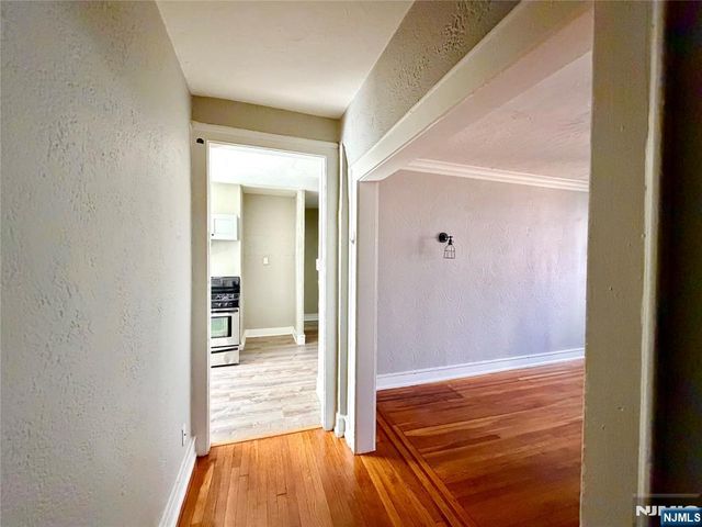 17 Elwood Place 103, Newark, NJ 07104