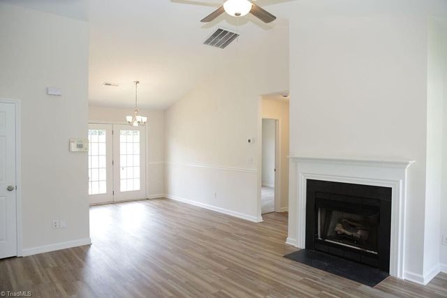 2109 Carlisle Way, High Point, NC 27265