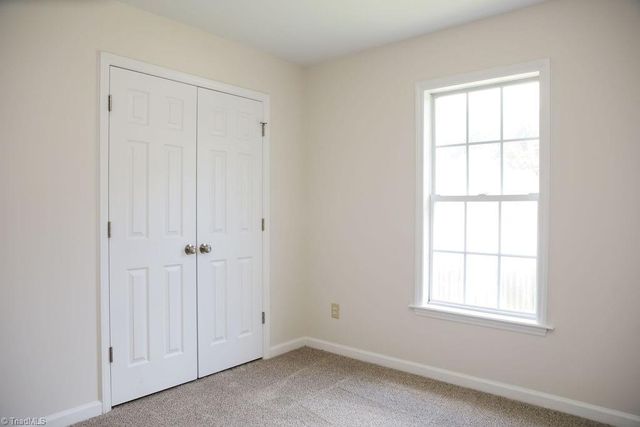2109 Carlisle Way, High Point, NC 27265