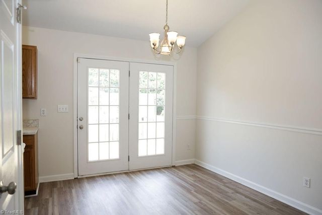 2109 Carlisle Way, High Point, NC 27265