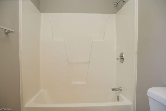 2109 Carlisle Way, High Point, NC 27265