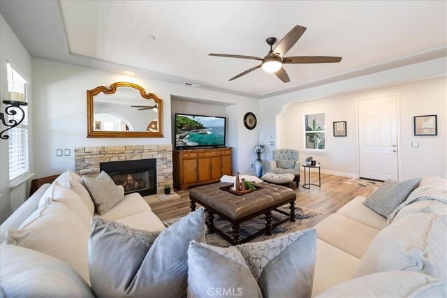 1943 James Gaynor, Fallbrook, CA 92028