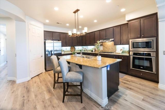 1943 James Gaynor, Fallbrook, CA 92028