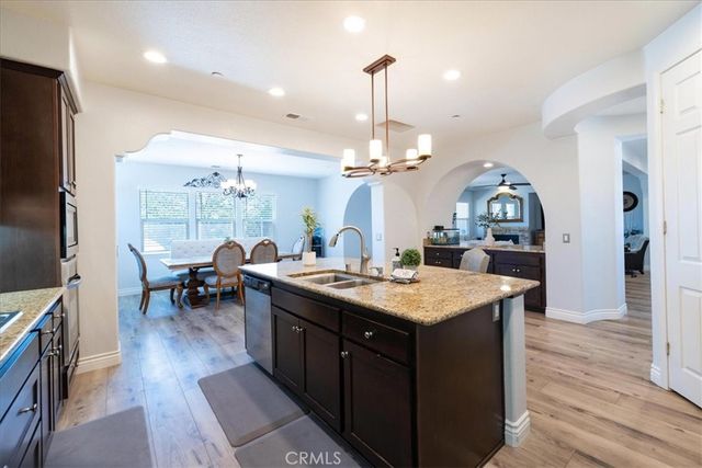 1943 James Gaynor, Fallbrook, CA 92028