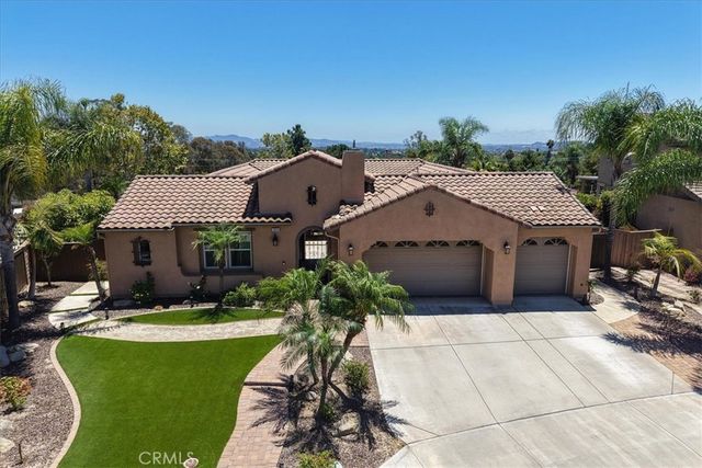 1943 James Gaynor, Fallbrook, CA 92028