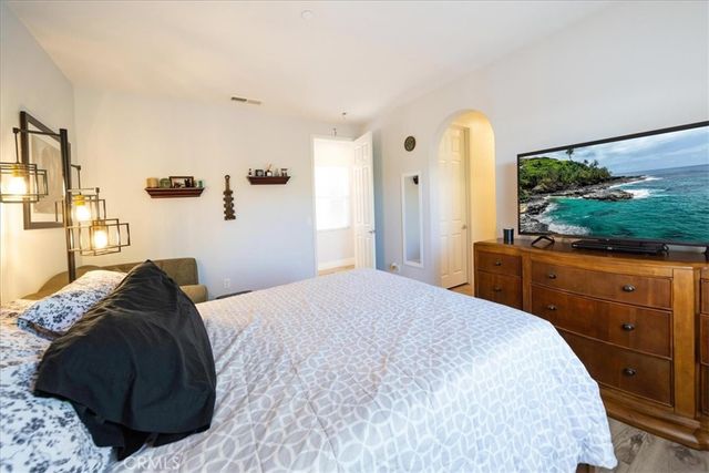 1943 James Gaynor, Fallbrook, CA 92028