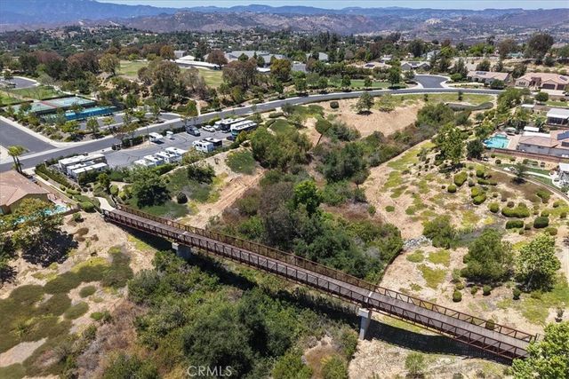 1943 James Gaynor, Fallbrook, CA 92028