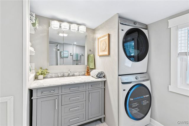 141 Ross Street Extension, Auburn, NY 13021