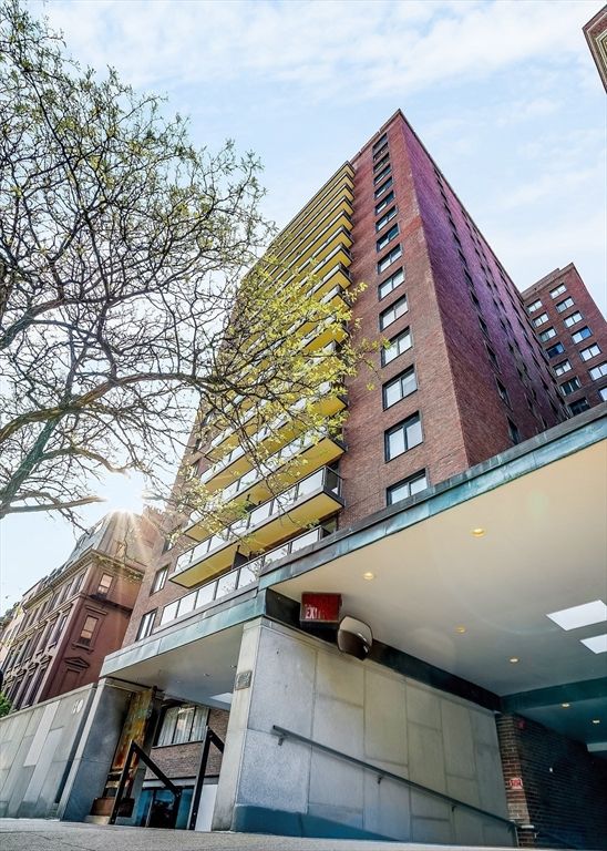 180 Beacon Street 6A, Boston, MA 02116