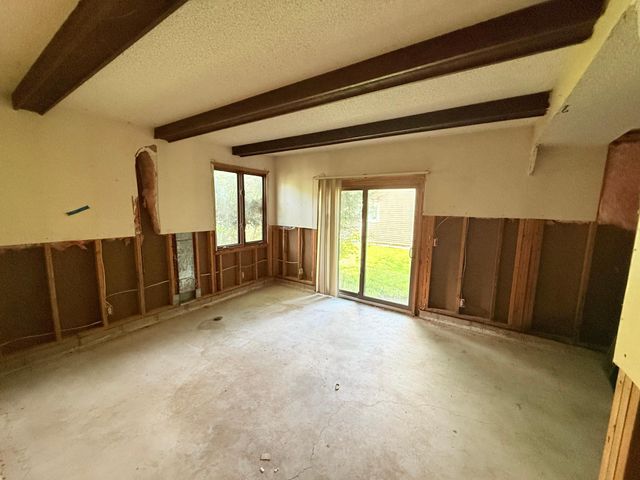 8265 Cypress Lane, Eden Prairie, MN 55347