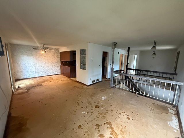 8265 Cypress Lane, Eden Prairie, MN 55347