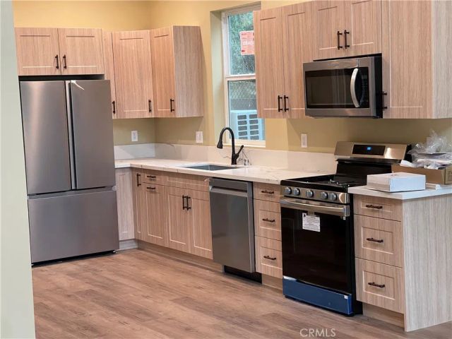 18815 Hart Street, Reseda, CA 91335