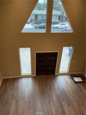 18815 Hart Street, Reseda, CA 91335