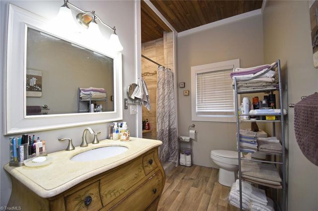 179 Glenn Carlton Road, Boomer, NC 28606