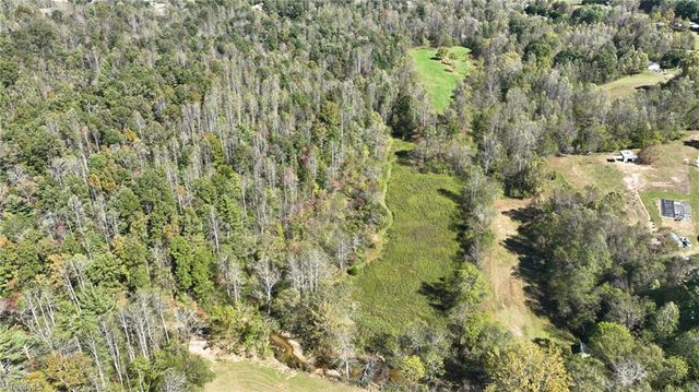 179 Glenn Carlton Road, Boomer, NC 28606