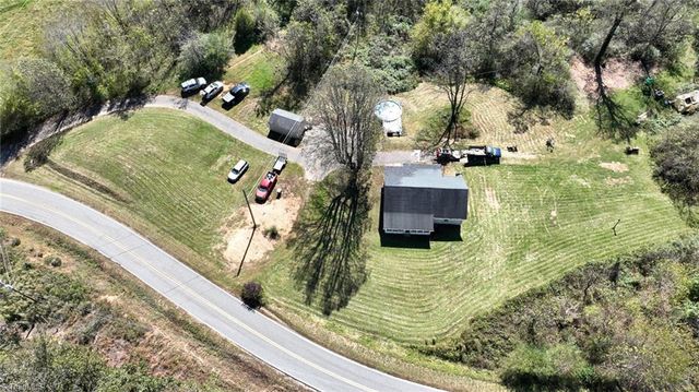 179 Glenn Carlton Road, Boomer, NC 28606