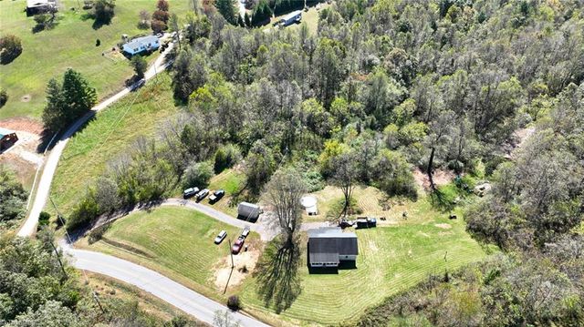 179 Glenn Carlton Road, Boomer, NC 28606