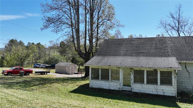 179 Glenn Carlton Road, Boomer, NC 28606