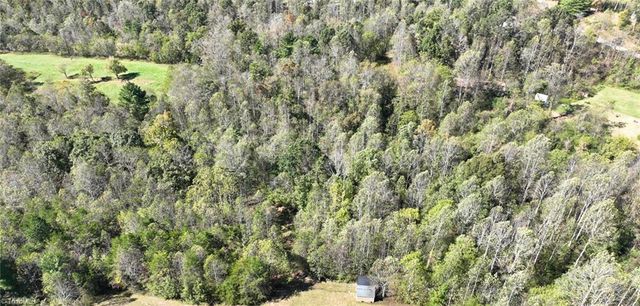 179 Glenn Carlton Road, Boomer, NC 28606