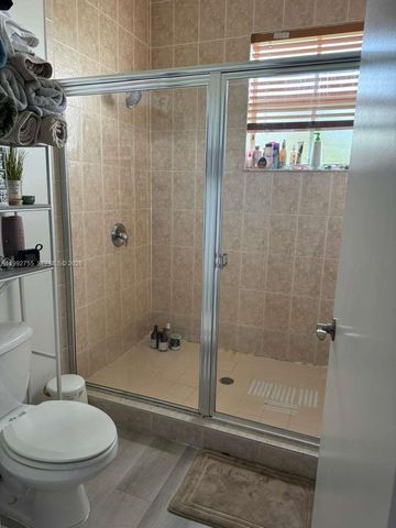 1083 SW 143 Avenue 1206, Pembroke Pines, FL 33027
