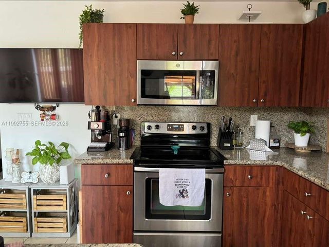1083 SW 143 Avenue 1206, Pembroke Pines, FL 33027