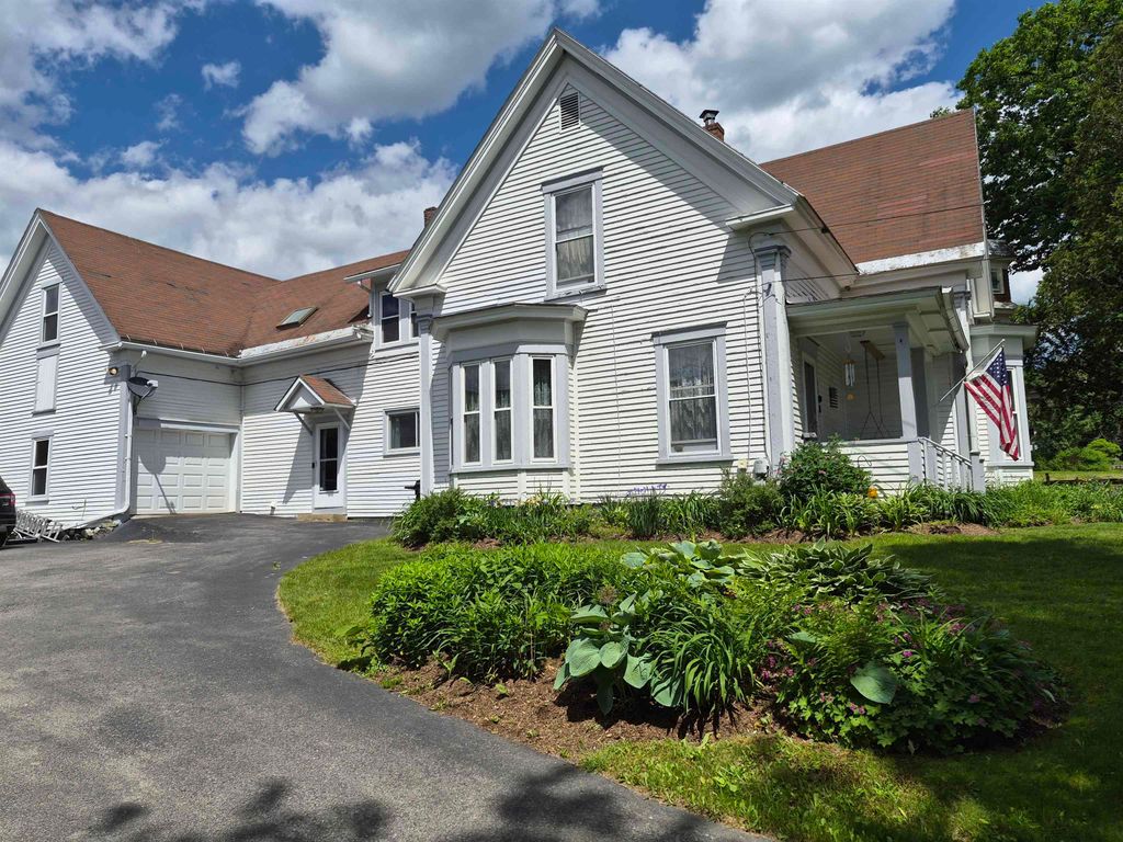 Image 2 of property listing at 48 Middle Street, Lancaster, NH 03584