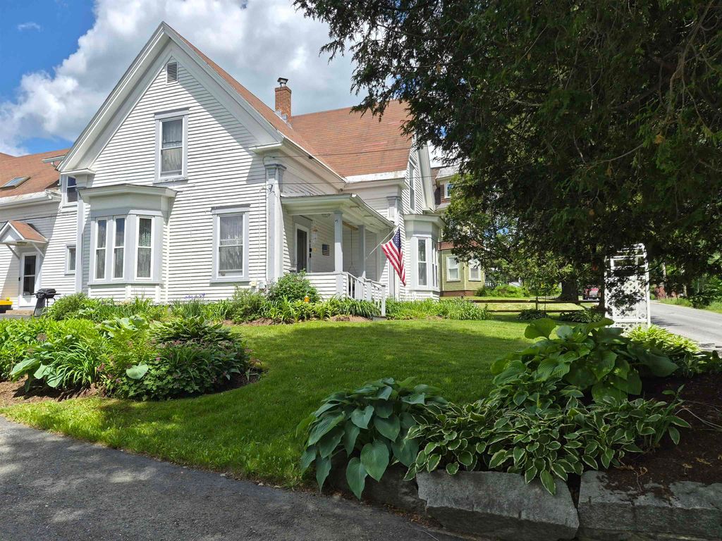 Image 3 of property listing at 48 Middle Street, Lancaster, NH 03584