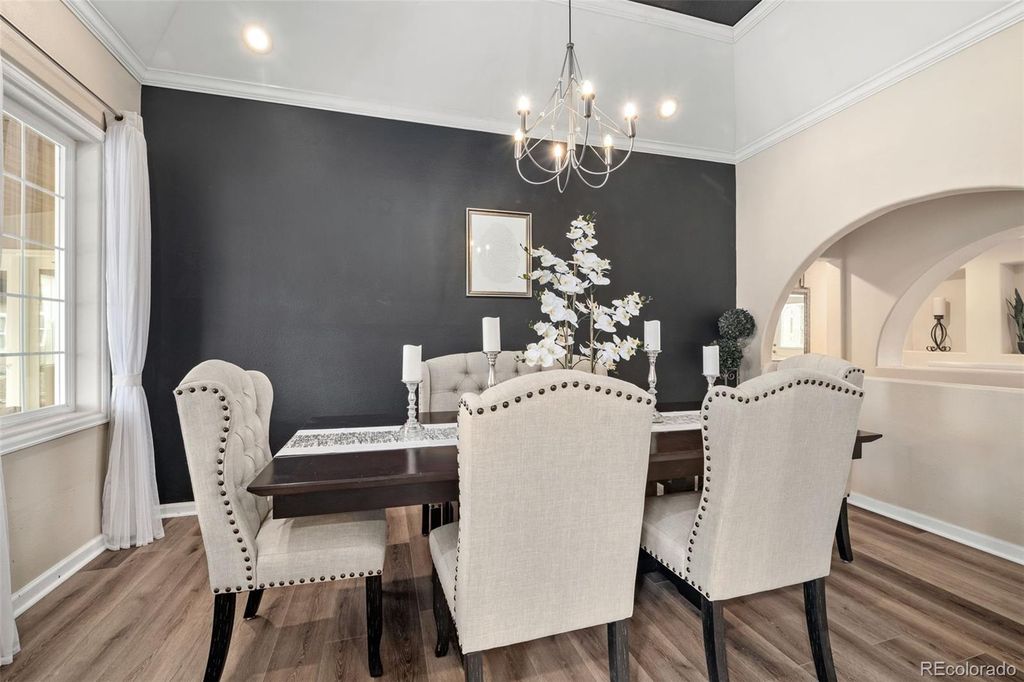 Image 13 of property listing at 6691 S Abilene Way, Centennial, CO 80111