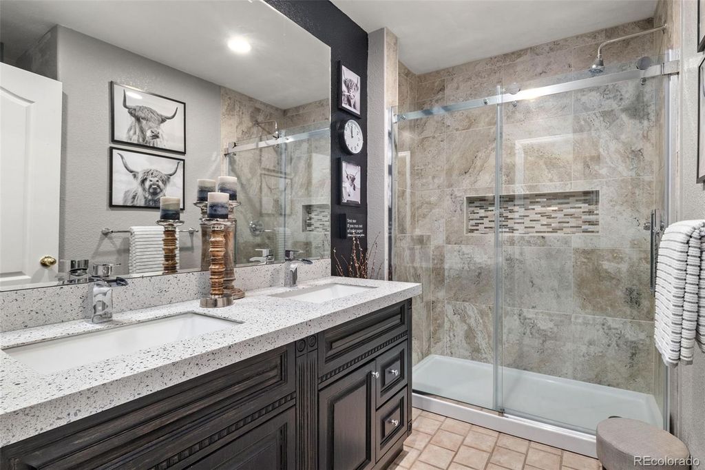 Image 33 of property listing at 6691 S Abilene Way, Centennial, CO 80111