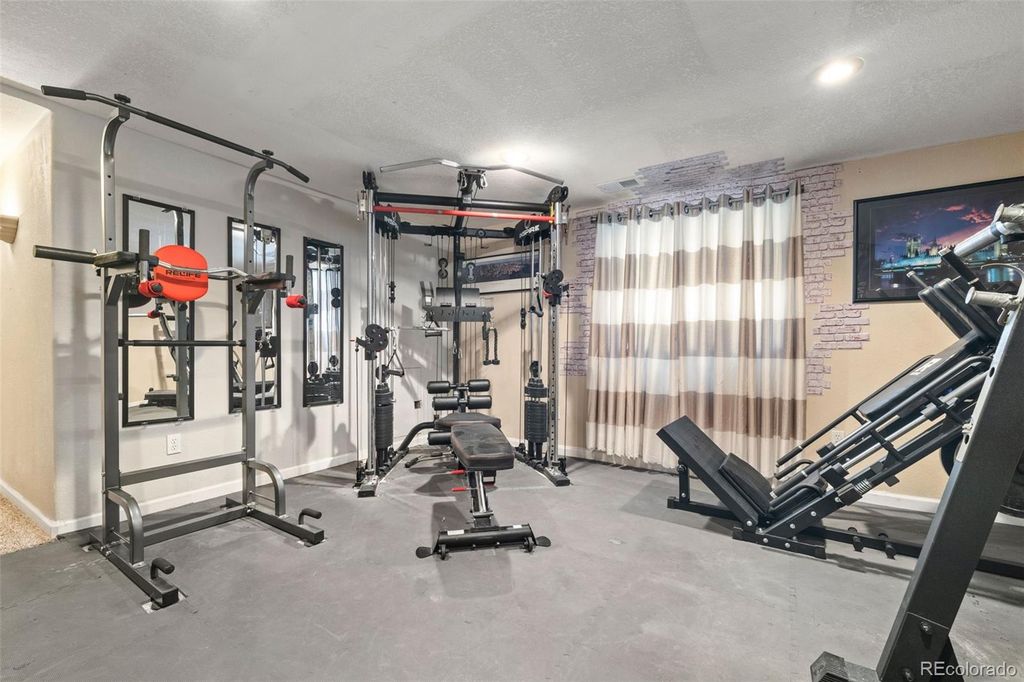 Image 40 of property listing at 6691 S Abilene Way, Centennial, CO 80111
