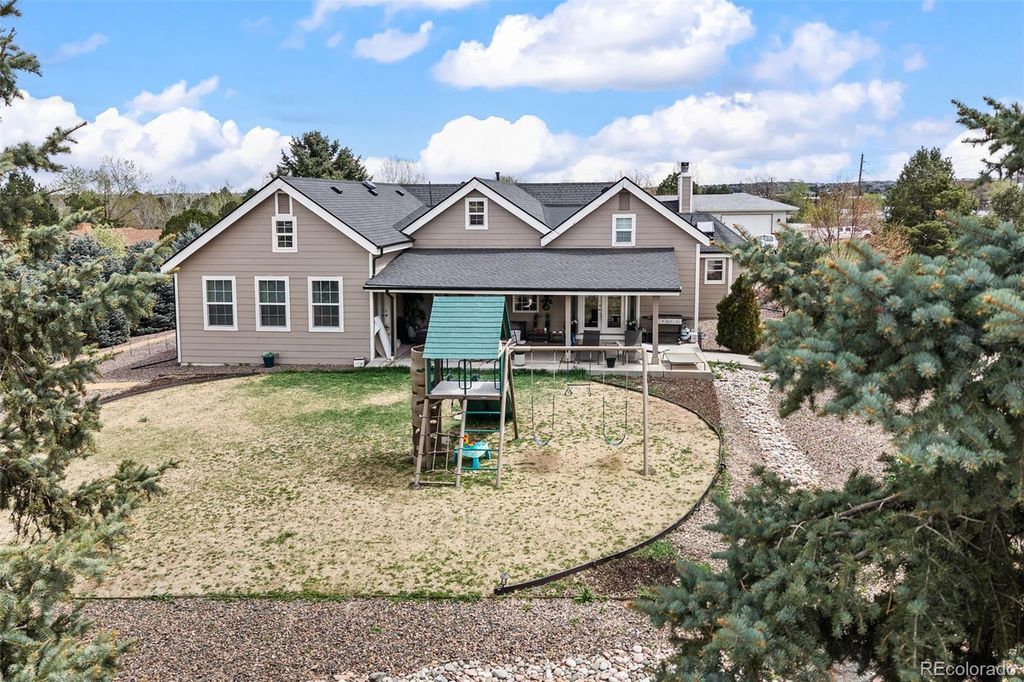 Image 44 of property listing at 6691 S Abilene Way, Centennial, CO 80111