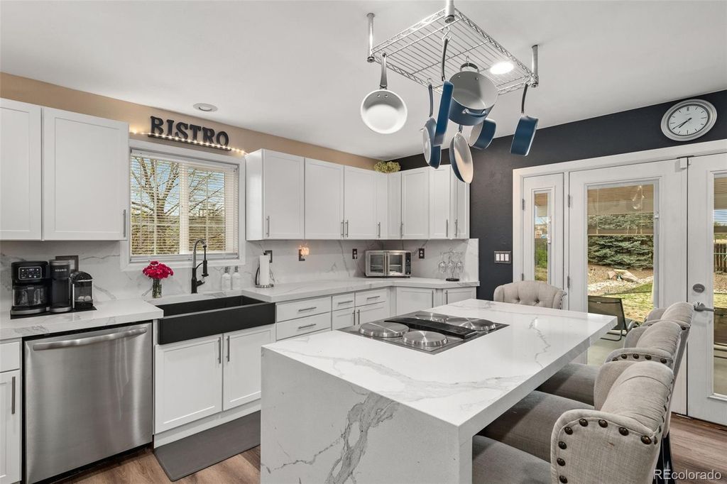 Image 9 of property listing at 6691 S Abilene Way, Centennial, CO 80111